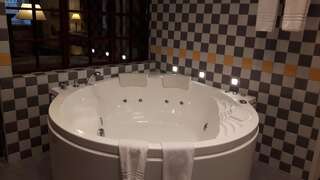 Отель Daugirdas Old City Hotel Каунас Апартаменты с сауной-5