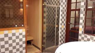 Отель Daugirdas Old City Hotel Каунас Апартаменты с сауной-6
