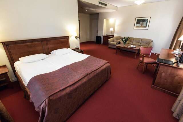 Отель Daugirdas Old City Hotel Каунас-22